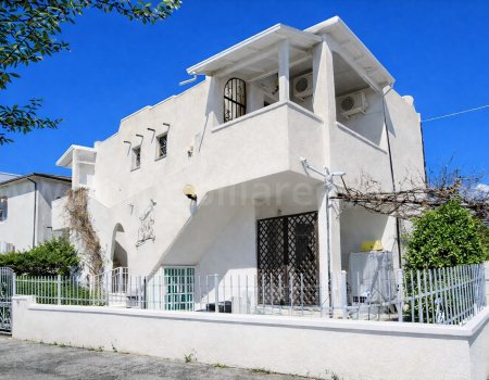 Eden 10 – villetta con giardino in affitto al lido di pomposa, a due passi dalla spiaggia